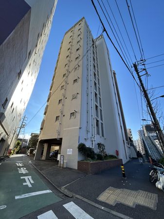 シャンボール旗の台 外観