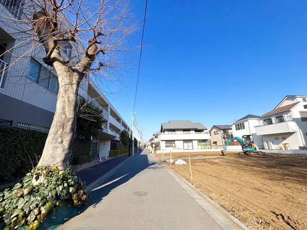 杉並区宮前2丁目 土地 1区画 前面道路含む外観