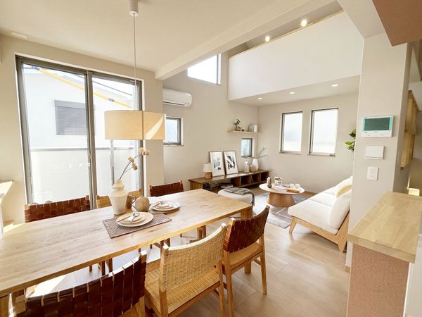 杉並区善福寺1丁目 新築戸建 4号棟 リビング