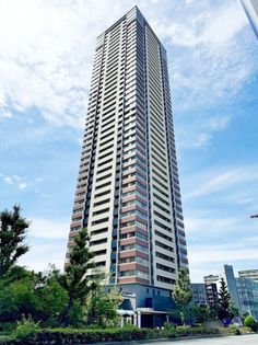 ローレルタワーサンクタス梅田 外観