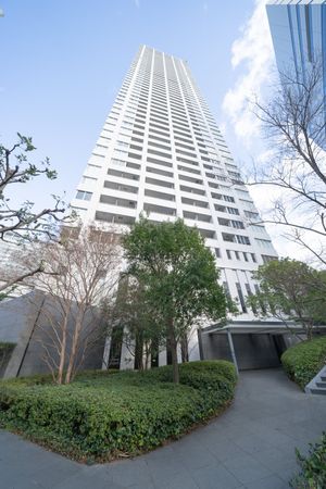 ザ・タワー大阪 外観