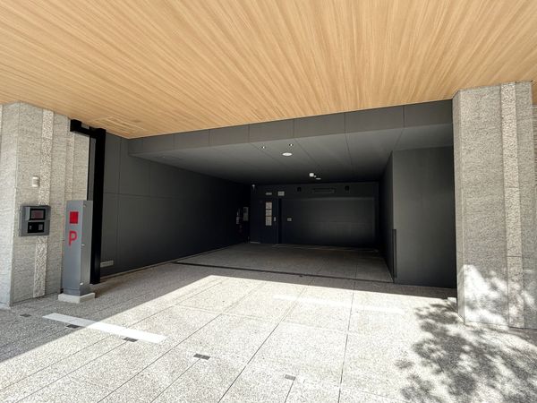 ザ・パークハウス大阪梅田タワー 駐車場 駐車場