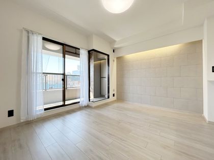 パラツィーナセシリア天満 リビング