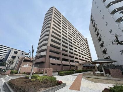 キングスクエアヴィルジア大阪 外観