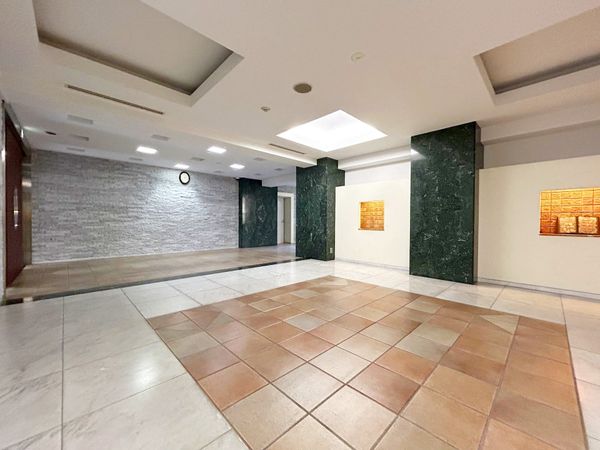 ファミール心斎橋EAST エントランス