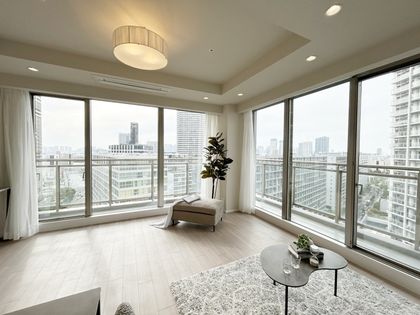 W Comfort Towers EAST リビング