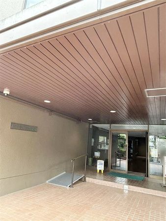小山台サニーハイツ エントランス