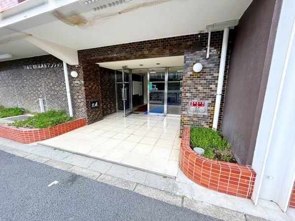日商岩井田園調布マンション エントランス