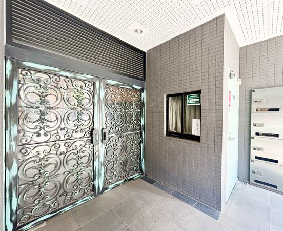 藤和シティホームズ六義園 エントランス