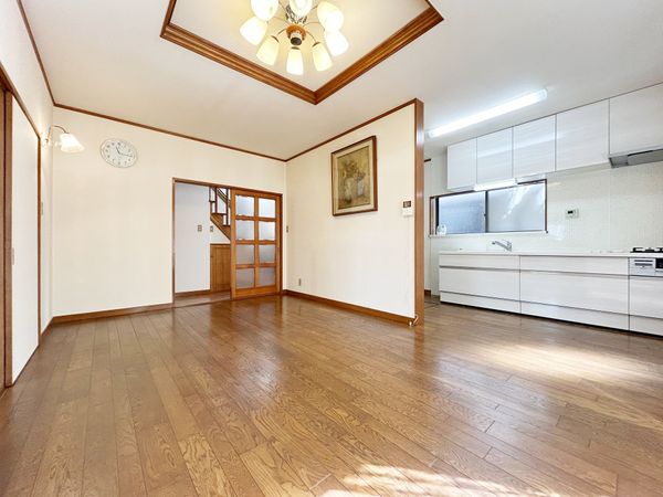 武蔵野市関前3丁目 戸建 リビング