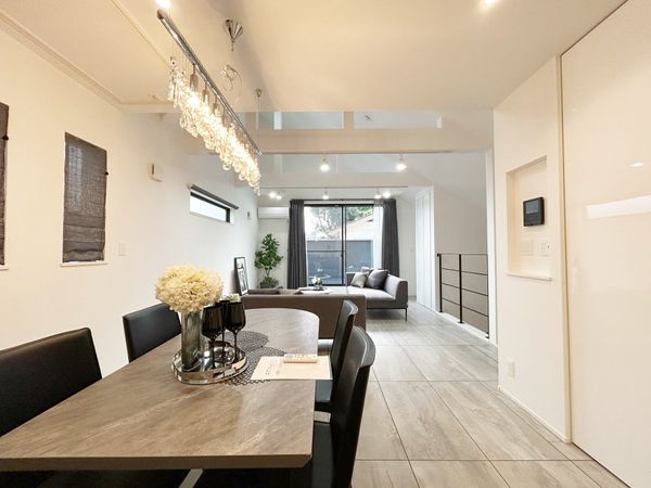 杉並区善福寺4丁目 新築戸建 リビング