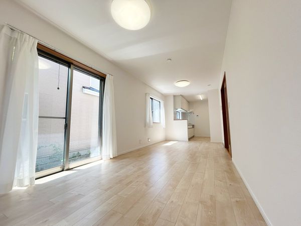 三鷹市牟礼7丁目 中古戸建 リビング