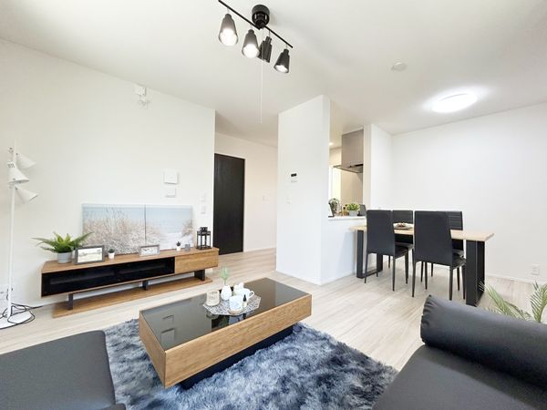 小金井市貫井北町3丁目 新築戸建 3号棟 リビング