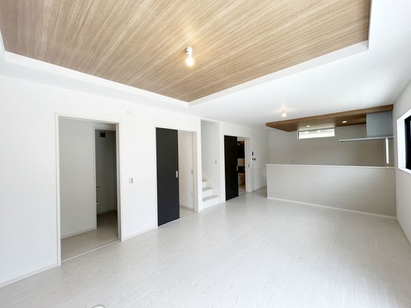 国分寺市本多4丁目 新築戸建 リビング