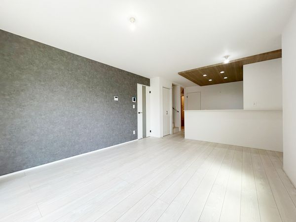 国立市泉3丁目 新築戸建2号棟 リビング