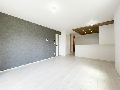 国立市泉3丁目 新築戸建2号棟 リビング