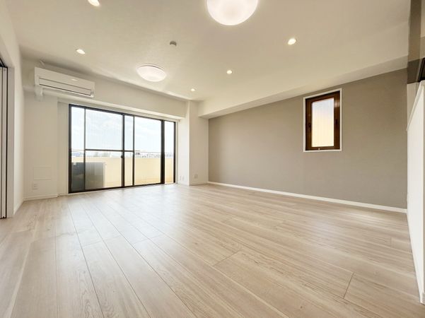 一橋学園ガーデニア 室内