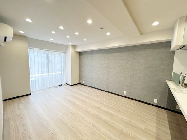 国立東壱番館 リビング