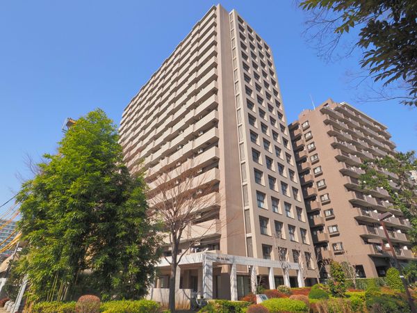 ライオンズヴィアーレ大宮 外観